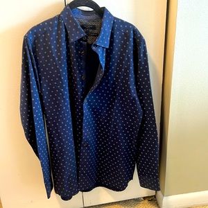 Blue print button down